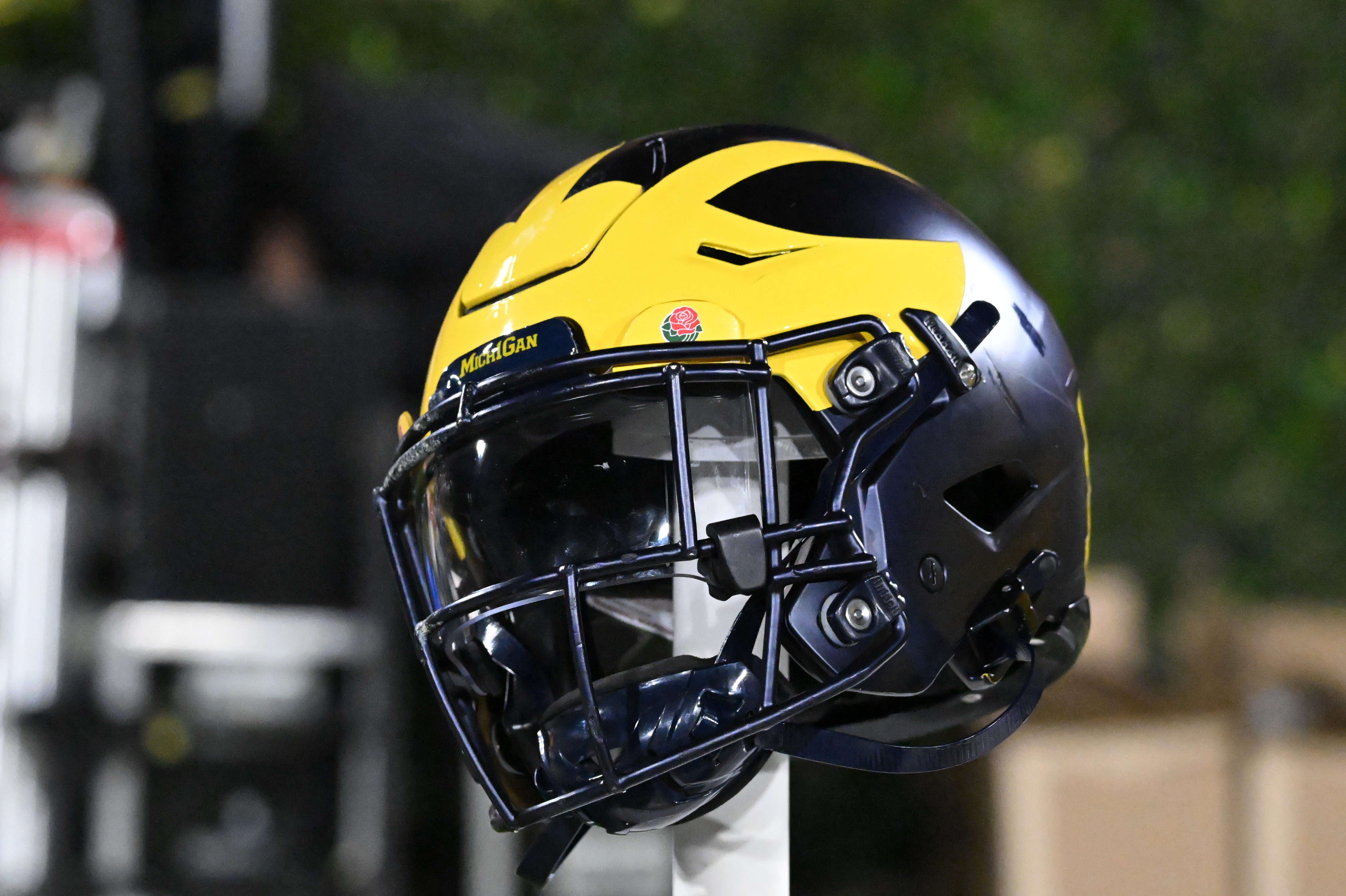 Former Michigan Football Linebacker Dies At Age 36