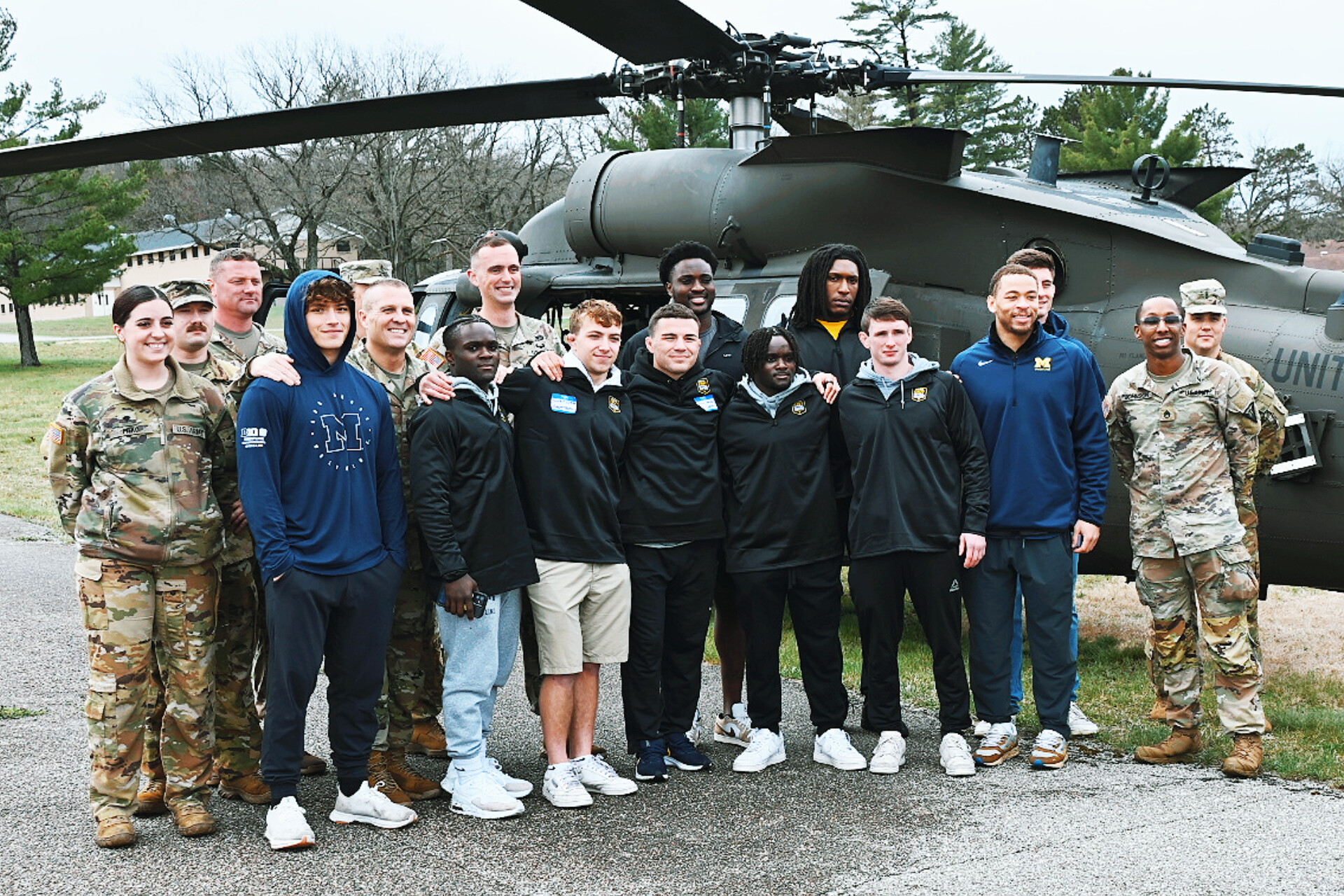 U-M Athletes Take Flight With Michigan Army National Guard