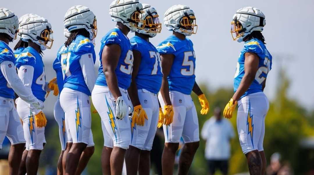 LOOK: Junior Colson Already Looks Like A Leader In Los Angeles